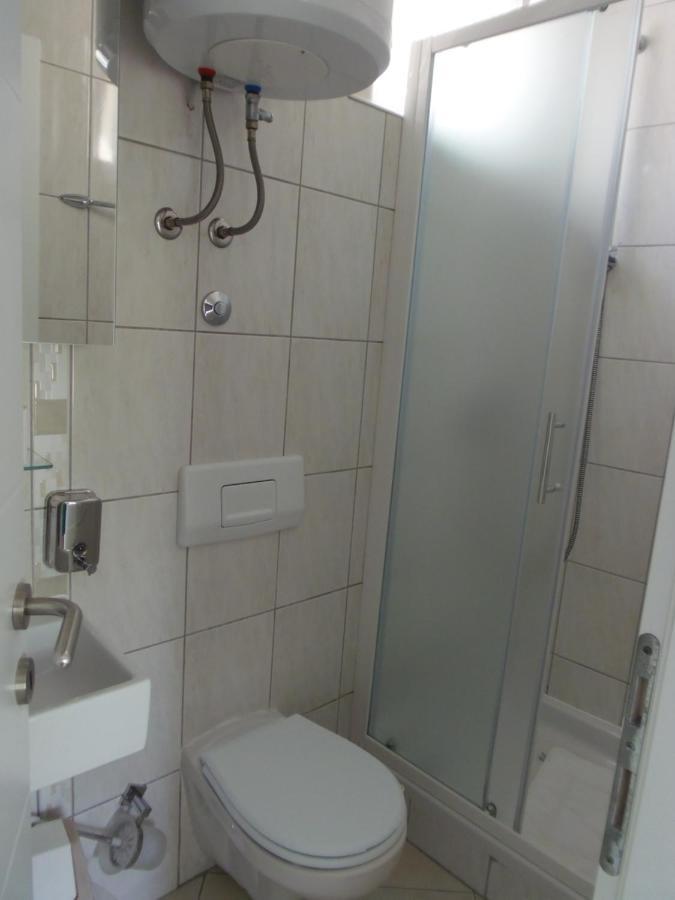 Villa Rajski Dvor 2 Bol Buitenkant foto